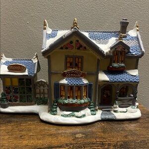 Primrose Cottage Holiday Village House